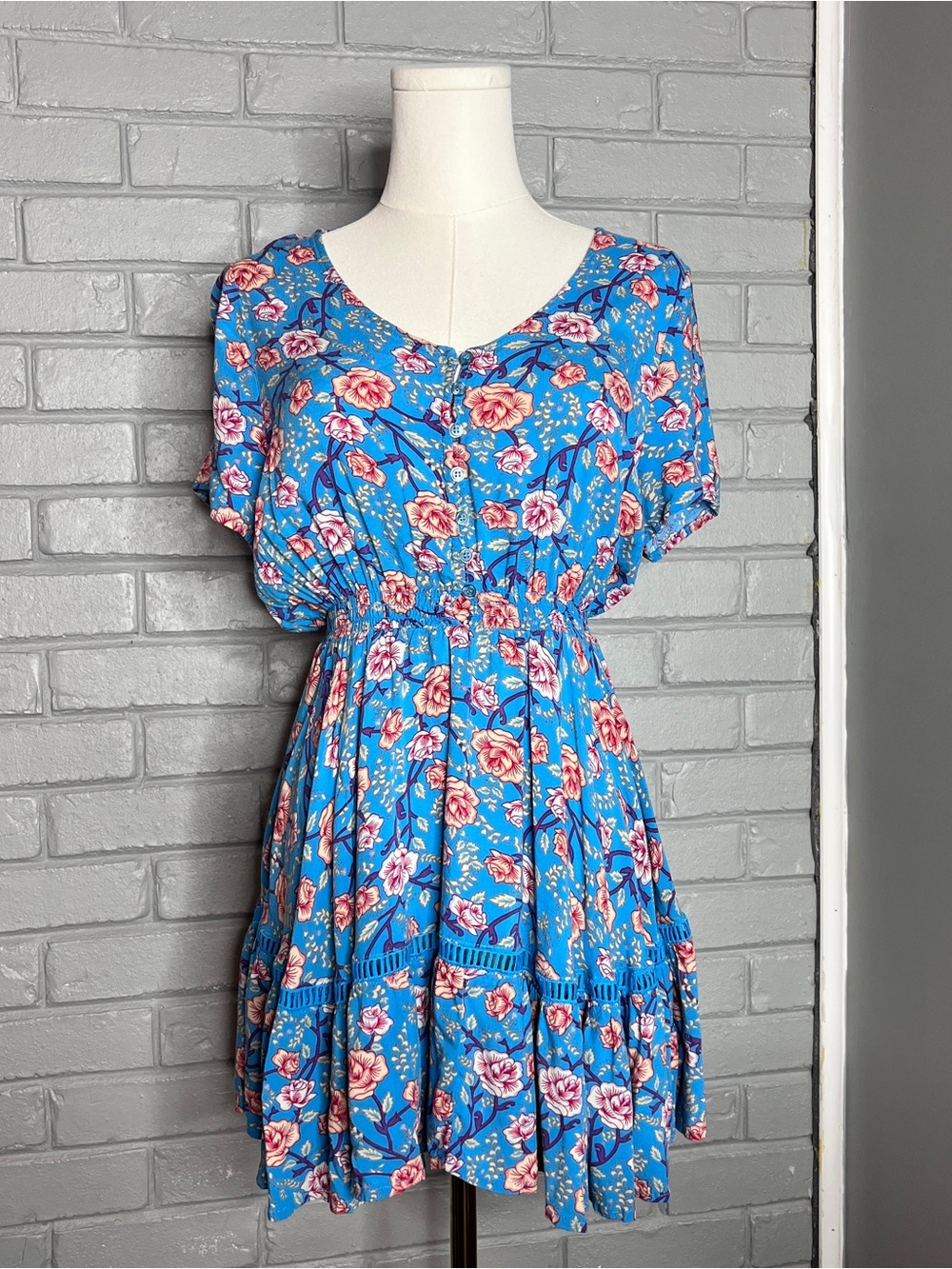 Sunday Mi Amor Australia Blue Rose Boho-Style Mini Dress Size Medium
